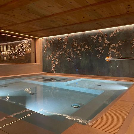 Hotel Piccolo Tibet Livigno Exterior photo