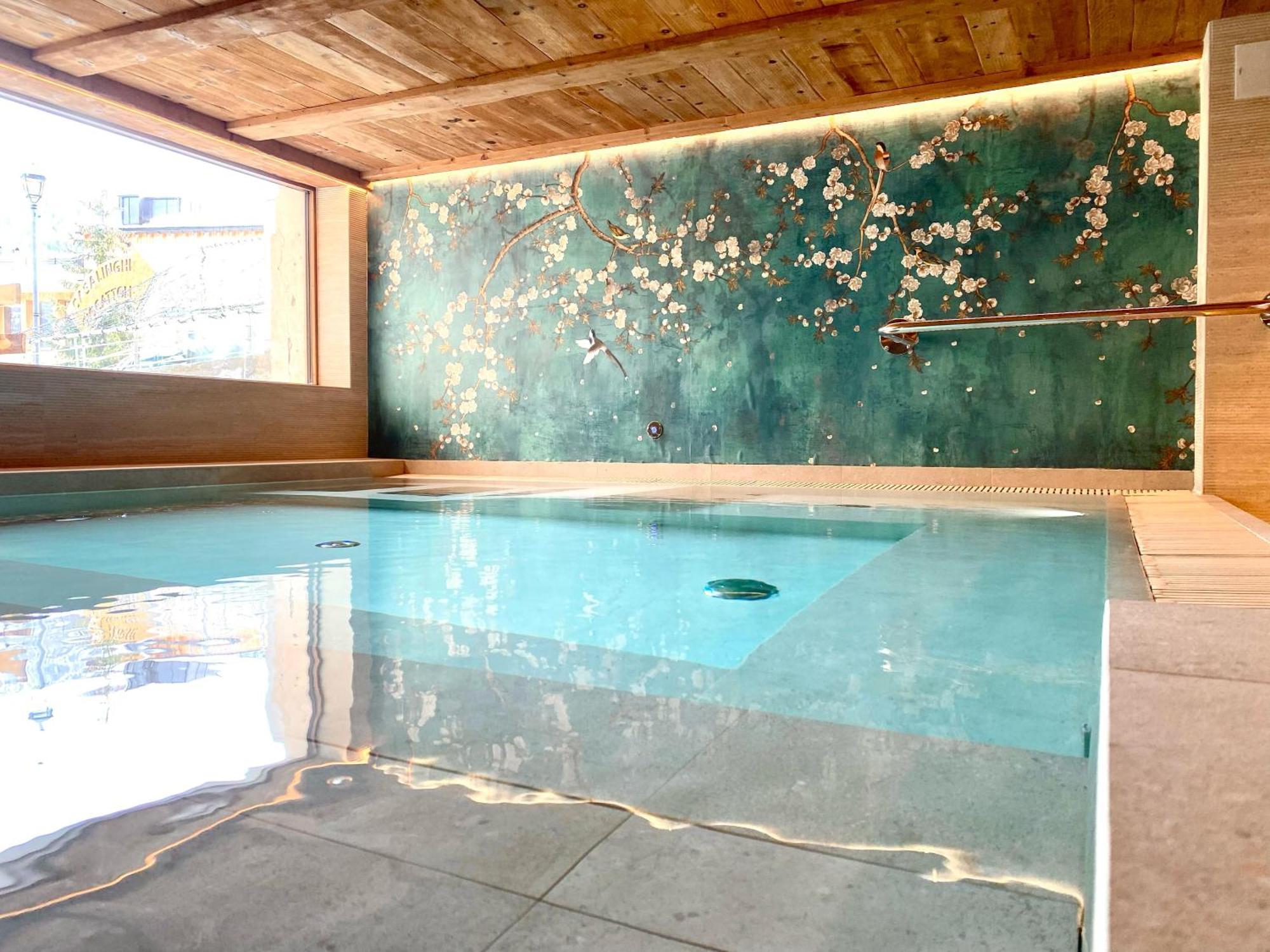 Hotel Piccolo Tibet Livigno Exterior photo